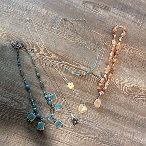 Necklace set